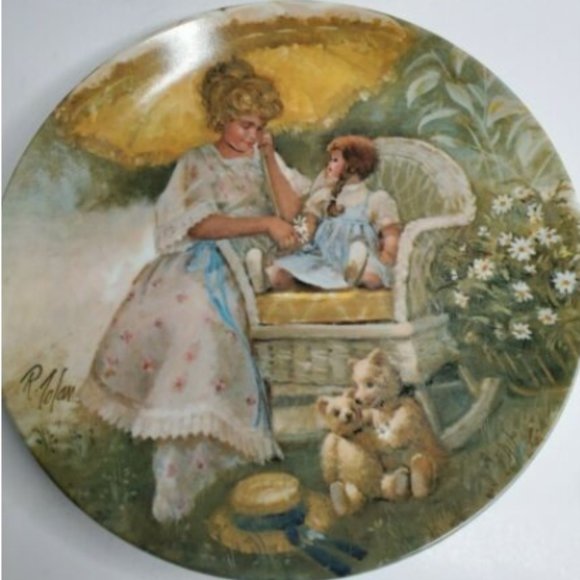 1982 Modern Masters "Cora's Garden Party" Coll Pla - Picture 1 of 2